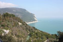 Nido tra i vicoli di Sirolo sul Monte Conero, riviera Adriatica